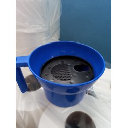 Стаканчик для сдаивания первых струй молока 